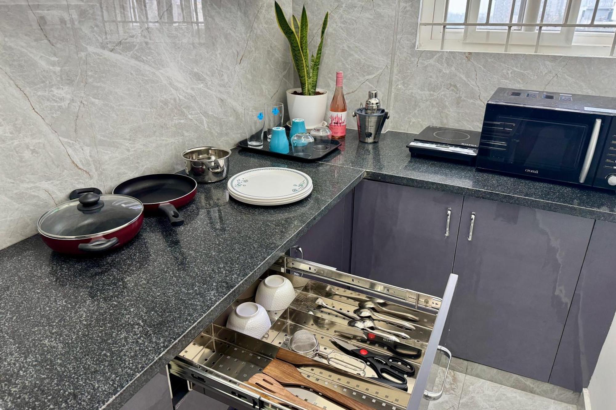 Truelife Whitefield - Premium 1 Bhk Apartments - Prime Location - Easy Access To Main Rd - Metro - Itpl - Fast Wifi - Kitchen - Smart Tv - Power Backup - Park - Garden Views Бангалор Экстерьер фото